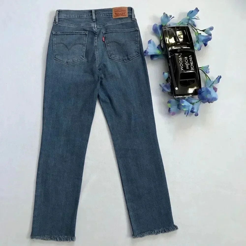 Levi's NWOT 724 High Rise Straight Crop Jeans Women 26